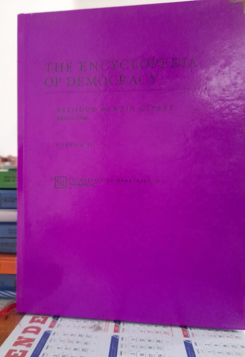 The encyclopedia of democracy; Volume II
